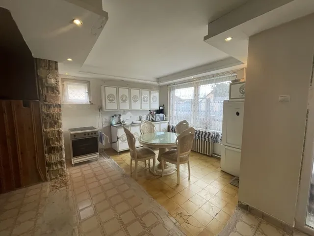 Eladó ház Esztergom 120 nm