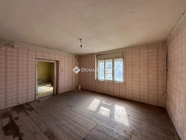 Eladó ház Lábatlan 65 nm