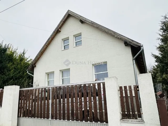 Eladó ház Pilismarót 158 nm