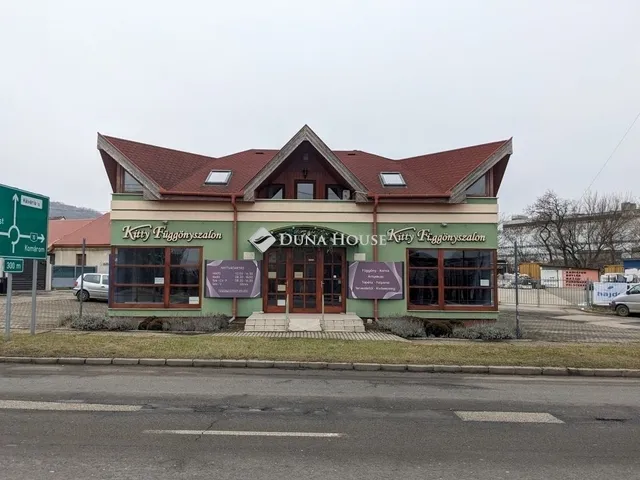 Eladó kereskedelmi és ipari ingatlan Dorog 186 nm