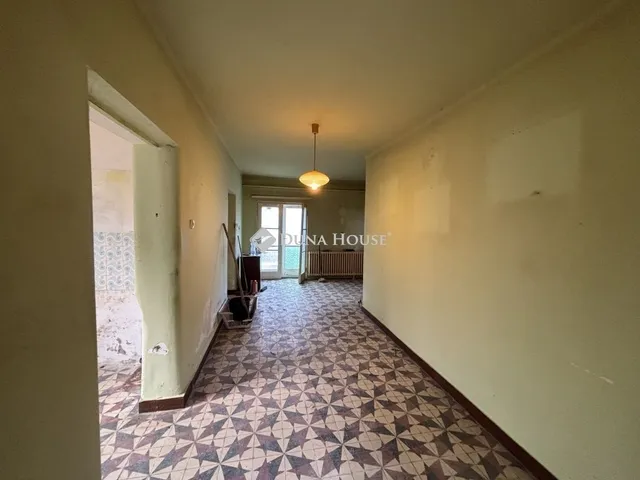 Eladó ház Lábatlan 130 nm