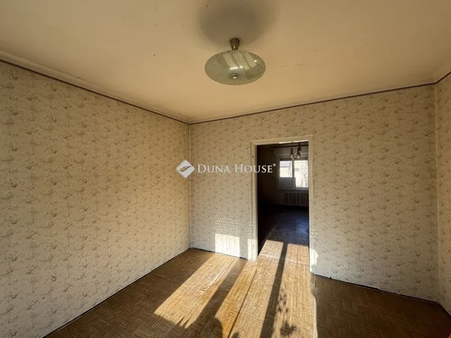 Eladó ház Lábatlan 130 nm