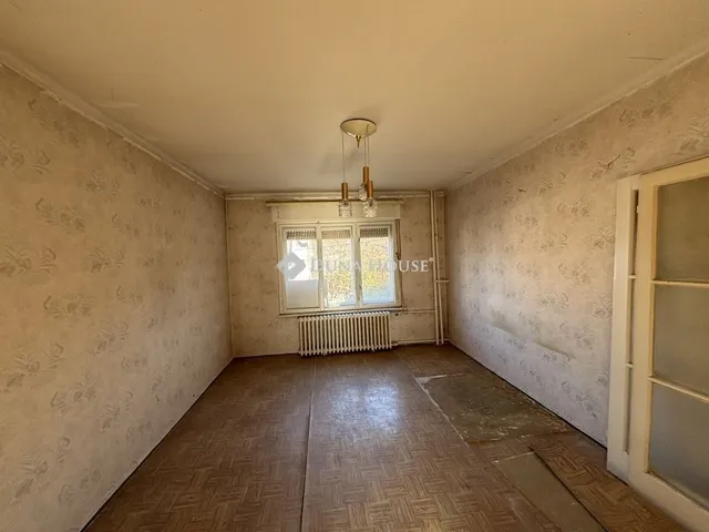 Eladó ház Lábatlan 130 nm