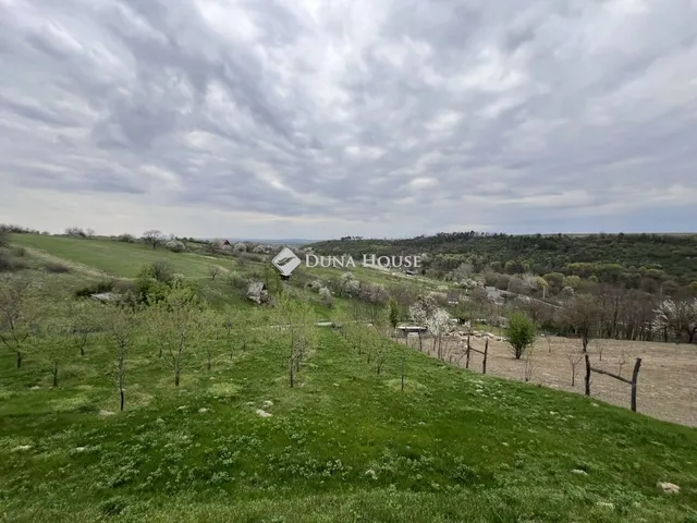 Eladó telek Nyergesújfalu 3394 nm