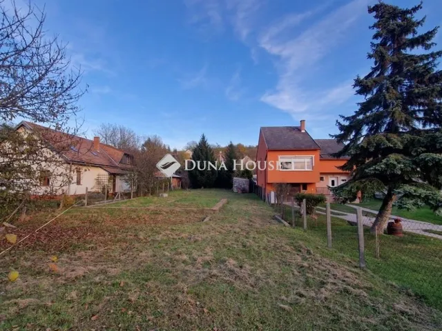 Eladó telek Úny 745 nm