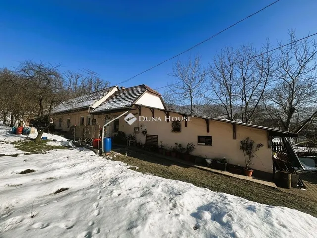 Eladó ház Kesztölc 100 nm