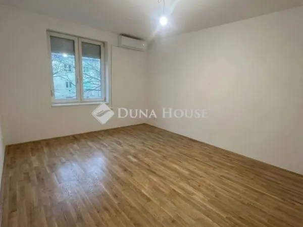 Eladó lakás Lábatlan 34 nm