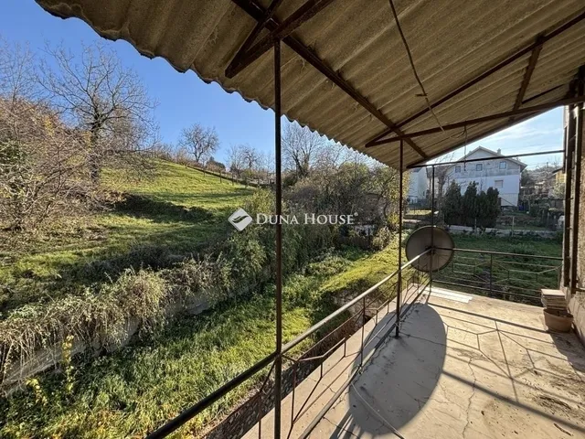 Eladó ház Lábatlan 130 nm