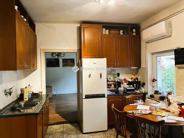 Eladó ház Piliscsév 76 nm