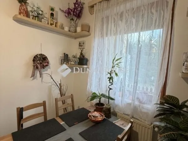 Eladó lakás Nyergesújfalu 39 nm