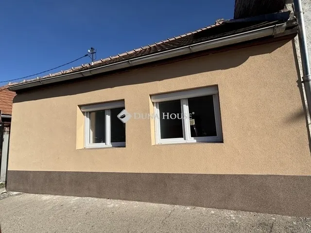 Eladó ház Esztergom 44 nm