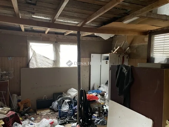 Eladó üdülő és hétvégi ház Gyermely 30 nm