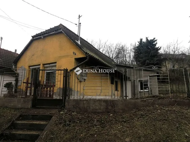 Eladó ház Lábatlan 82 nm