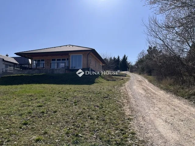 Eladó ház Esztergom 120 nm