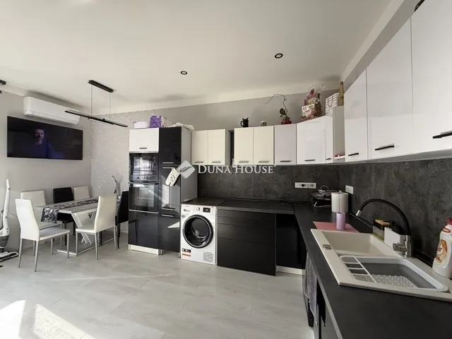 Eladó lakás Lábatlan 46 nm