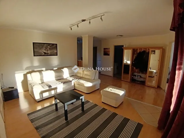 Eladó ház Esztergom 180 nm