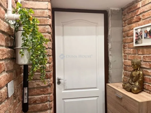 Eladó lakás Nyergesújfalu 47 nm