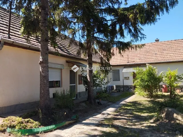 Eladó ház Dorog 37 nm