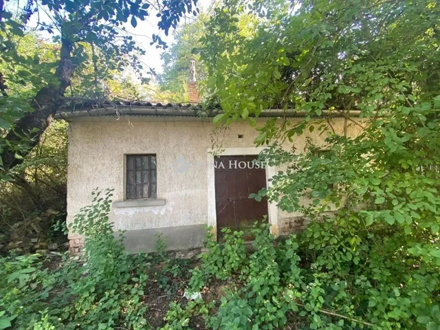 Eladó nyaraló Nyergesújfalu 2532 nm