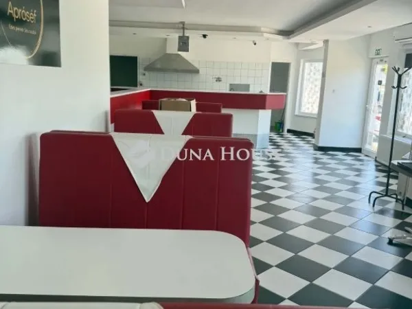Eladó kereskedelmi és ipari ingatlan Dorog 114 nm