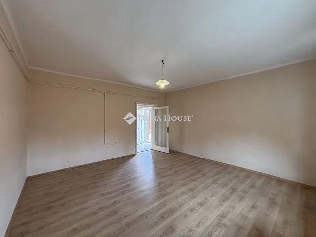 Eladó ház Esztergom 43 nm