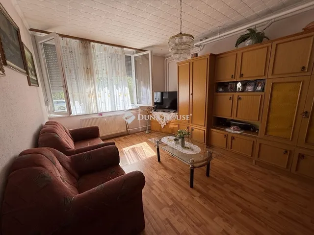 Eladó lakás Nyergesújfalu 40 nm
