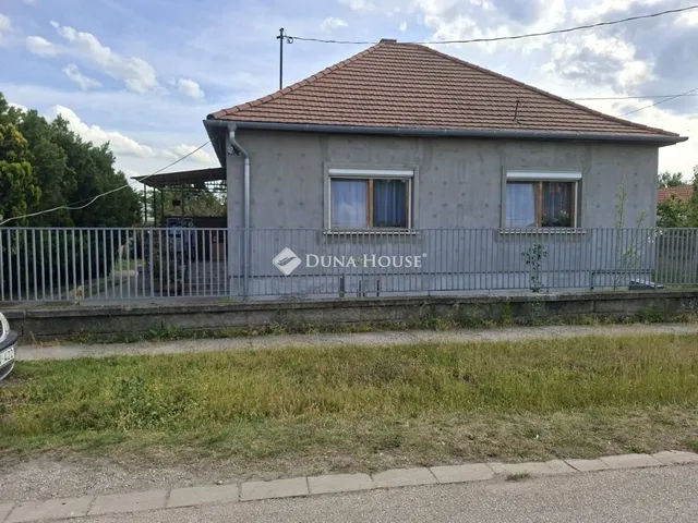 Eladó ház Esztergom 136 nm