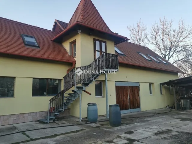Eladó ház Tata 154 nm