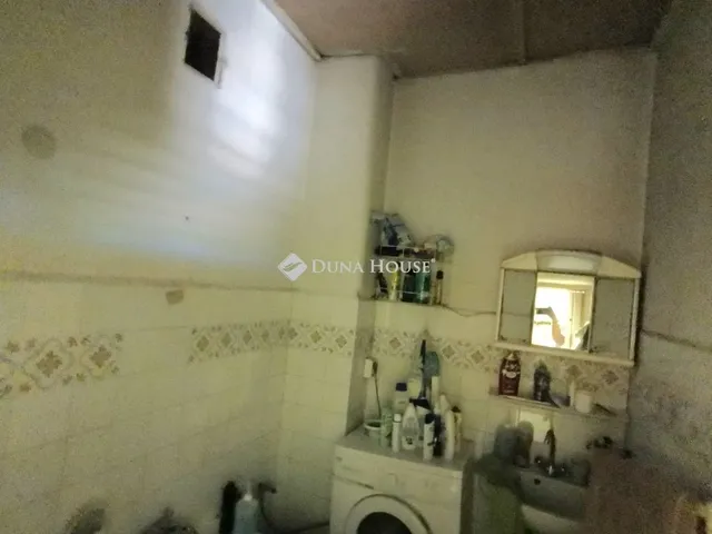 Eladó ház Sárisáp 90 nm