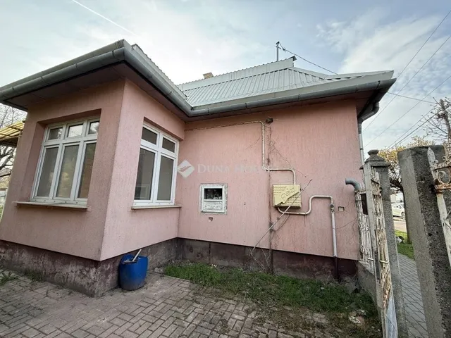 Eladó ház Nyergesújfalu 90 nm