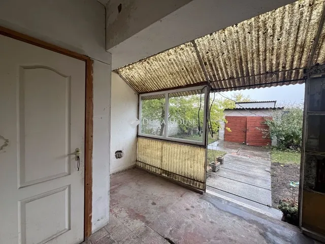 Eladó ház Tát 63 nm