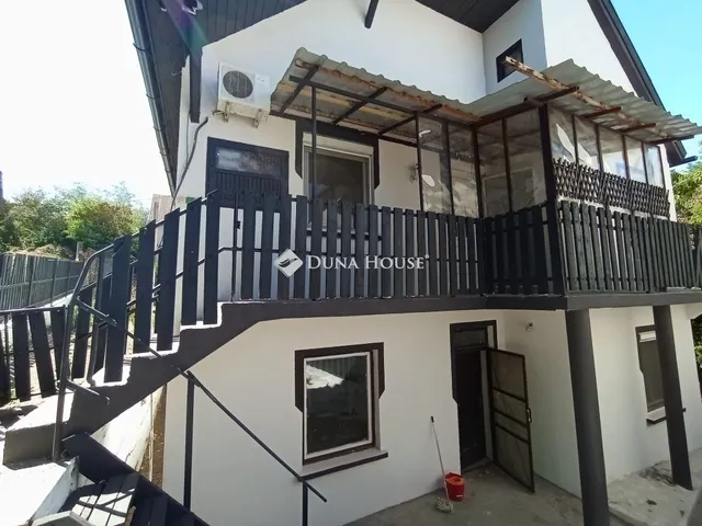 Eladó ház Nyergesújfalu 132 nm