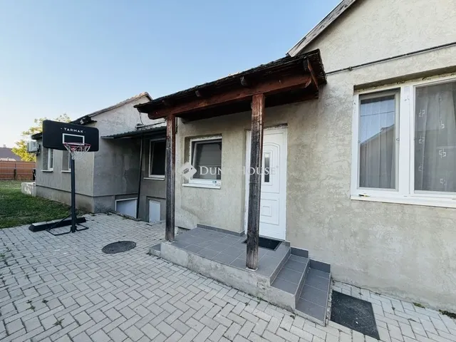 Eladó ház Tát 103 nm