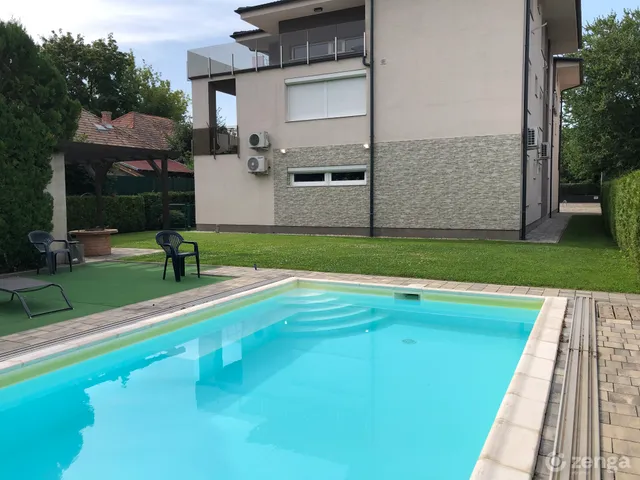 Eladó lakás Siófok 99 nm