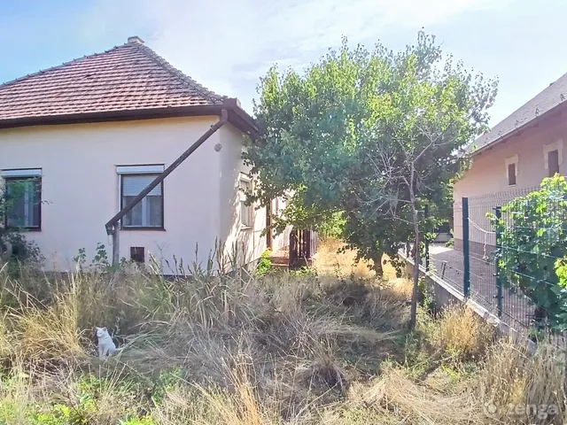 Eladó ház Martfű 74 nm