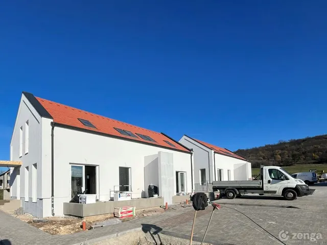 Eladó ház Dörgicse, Hársfa utca 52 97 nm