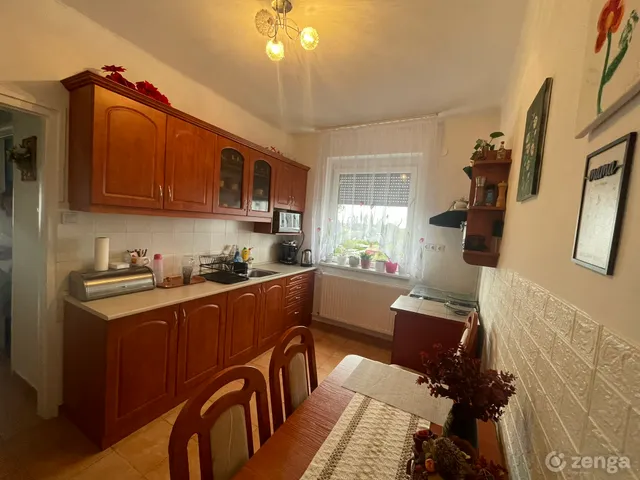 Eladó lakás Mosonudvar 69 nm