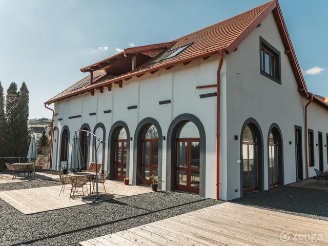 Eladó üdülő és hétvégi ház Badacsonytomaj 2000 nm