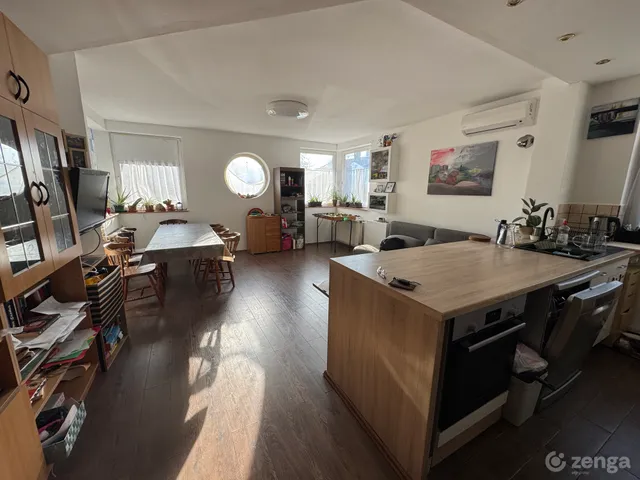 Eladó ház Budapest XIX. kerület, Kispest 191 nm