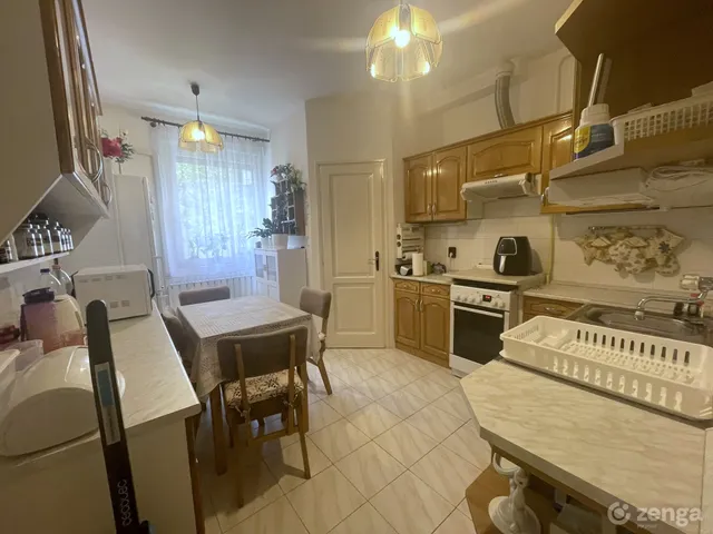 Eladó lakás Szeged, Makkosház 64 nm