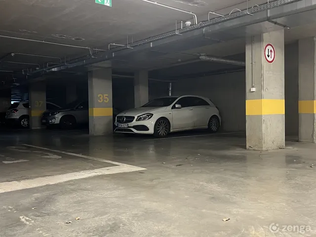 Kiadó garázs Debrecen, Sestakert 13 nm