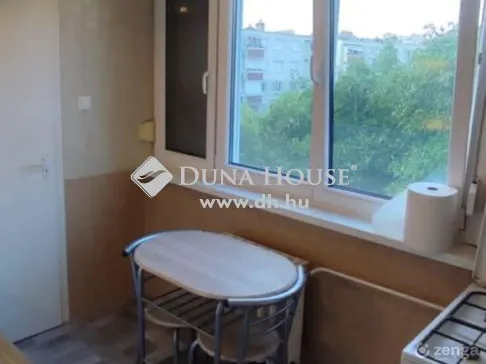 Eladó lakás Szeged, Makkosház 72 nm