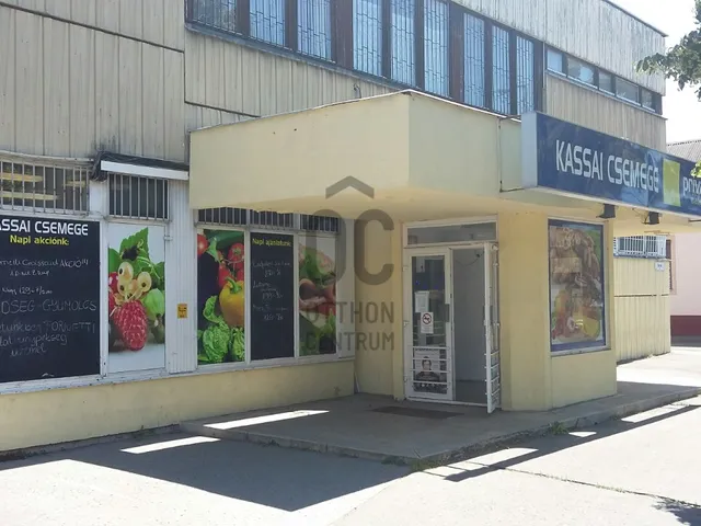 Eladó kereskedelmi és ipari ingatlan Debrecen 200 nm