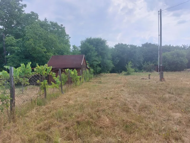 Eladó telek Debrecen 835 nm