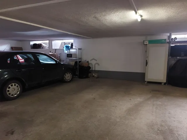Eladó garázs Debrecen, Széchenyikert 17 nm