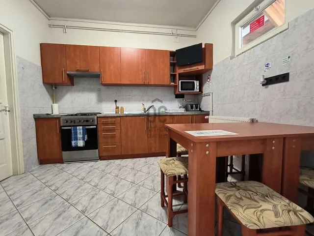 Kiadó ház Hajdúszoboszló 200 nm