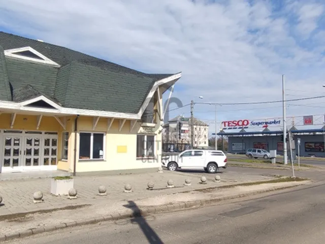 Kiadó kereskedelmi és ipari ingatlan Debrecen, Józsa 72 nm