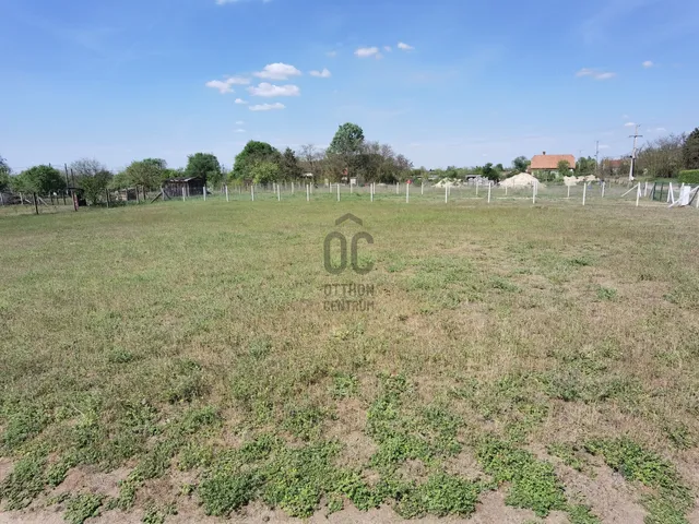 Eladó telek Debrecen, Biczó István-kert 914 nm