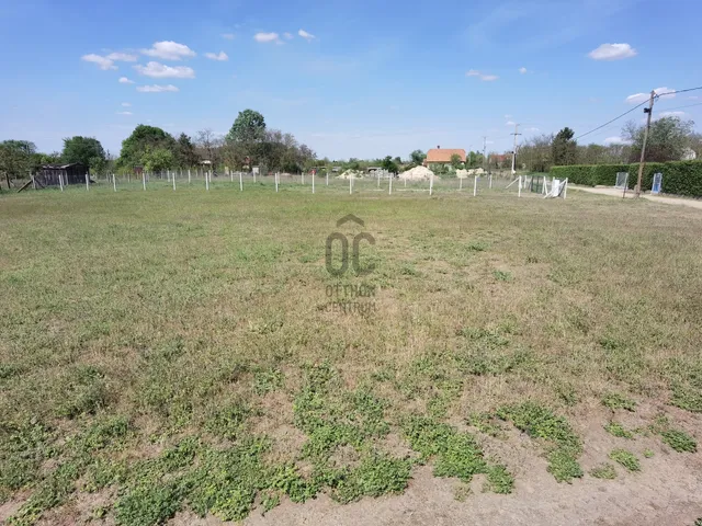 Eladó telek Debrecen, Biczó István-kert 932 nm