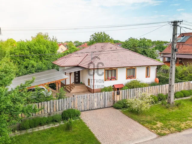 Eladó ház Debrecen, Józsa 106 nm